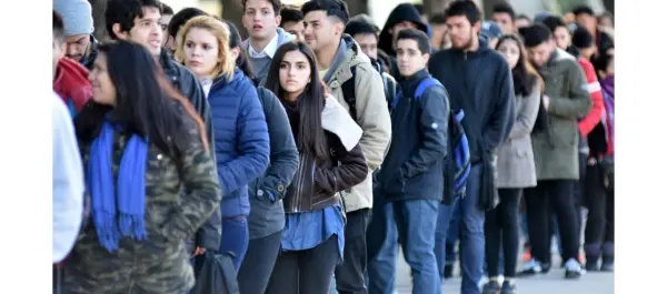 Según la UCA, el 70% de los jóvenes están inactivos, desocupados o tienen un empleo informal