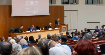 La defensa de la verdad frente a la inteligencia artificial, eje de un encuentro sobre periodismo y la encíclica Magnifica Humanitas