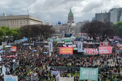 Masiva marcha por el financiamiento universitario que terminó en represión