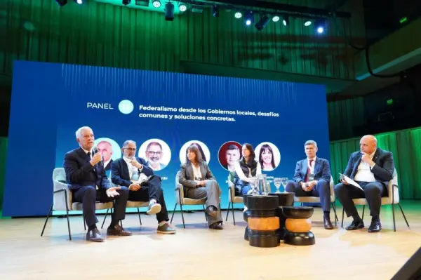 Alak participó de Urban Cities: "Argentina necesita un nuevo pacto fiscal"