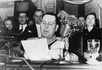A 80 años del primer Plan Quinquenal: entre la planificación y la dependencia