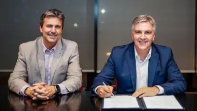 Llaryora busca seducir a la industria: envió a la Unicameral un plan de incentivos para captar inversiones