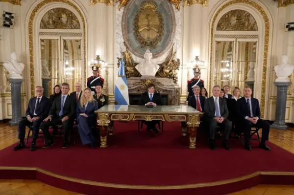Milei llamó a la unidad nacional por la causa Malvinas: "Las islas son nuestras y nos las arrebataron"